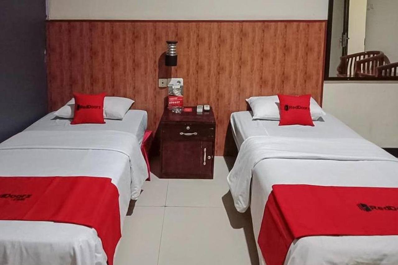 Reddoorz @ Sorong City Center Dış mekan fotoğraf