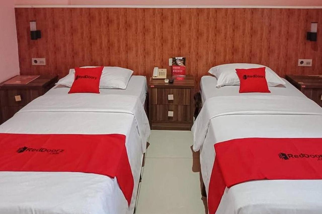 Reddoorz @ Sorong City Center Dış mekan fotoğraf